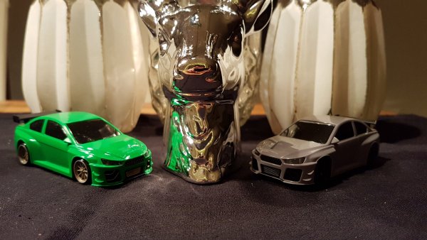 Endlich nicht mehr alleine (Green Racer und Grey Beast)_2