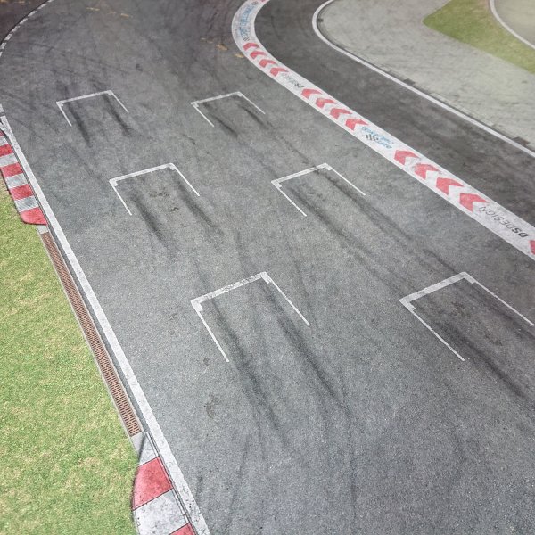 Streckendetail – Starting Grid