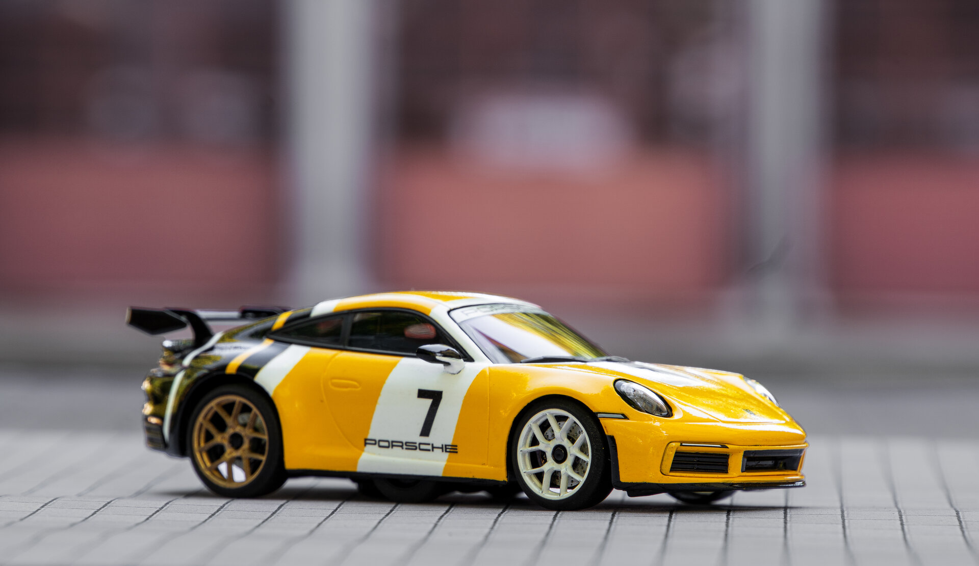 Porsche 911 Carrera (992)