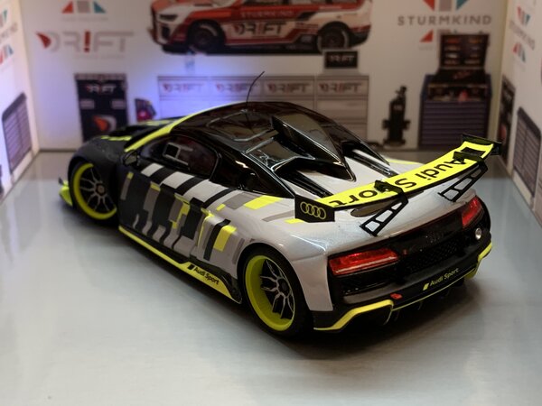 Audi R8 LMS GT2