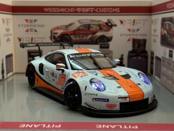 Porsche 911 RSR 2018