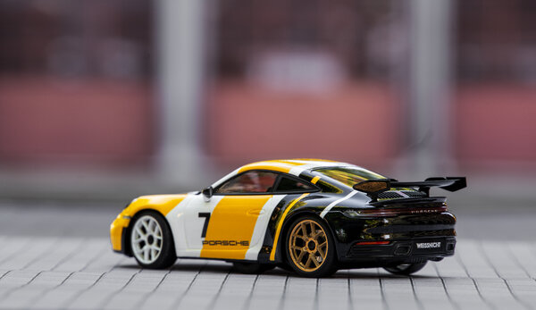 Porsche 911 Carrera (992)