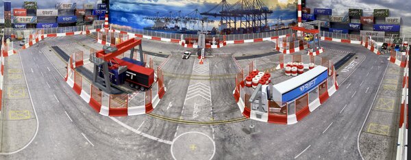 Hafen mit DOG 2024 - Season 3 - Lauf 2 „Oversteer  Arena“ Aufbau